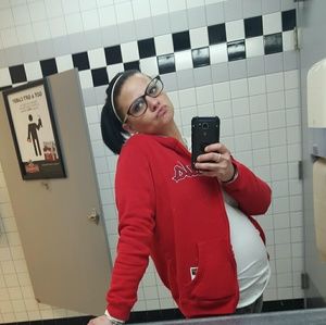 Meet your Posher, Hope